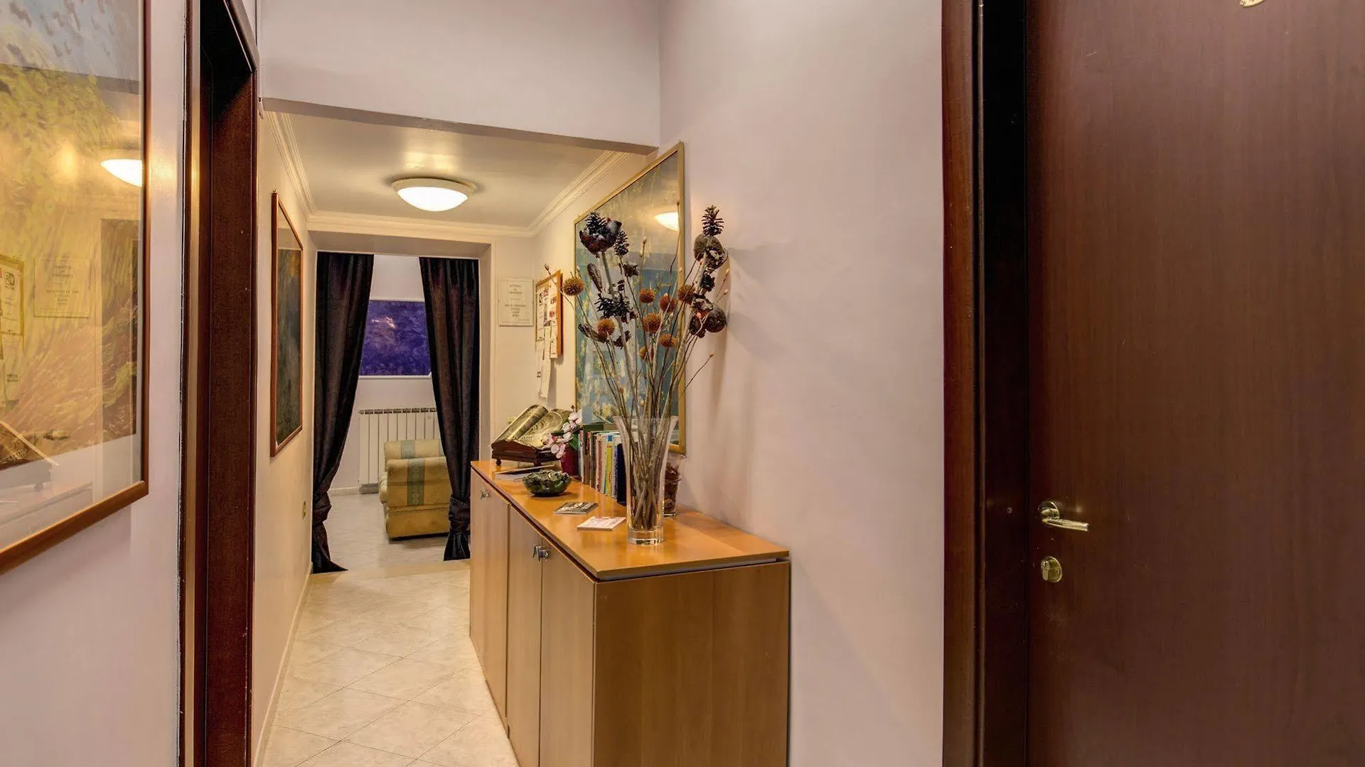 Guest house Salandra Roma Suite